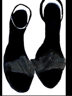 Burberry Black porsum Leather wedge with Embossed Logo